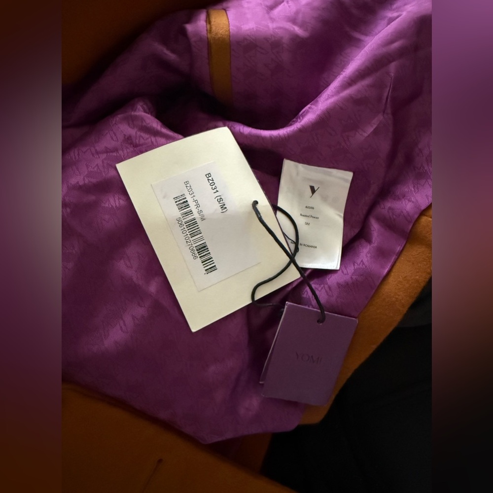 Yomi Cropped Oversized Virgin Wool Blazer Tan, brand new with tag, size S/M - Picture 7 of 7